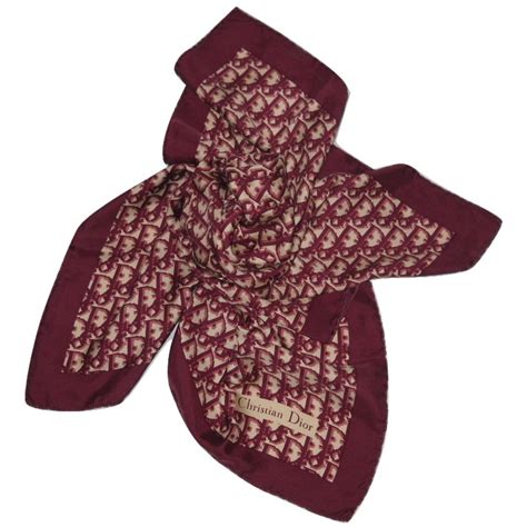 dior soie precieuse|foulard dior femme.